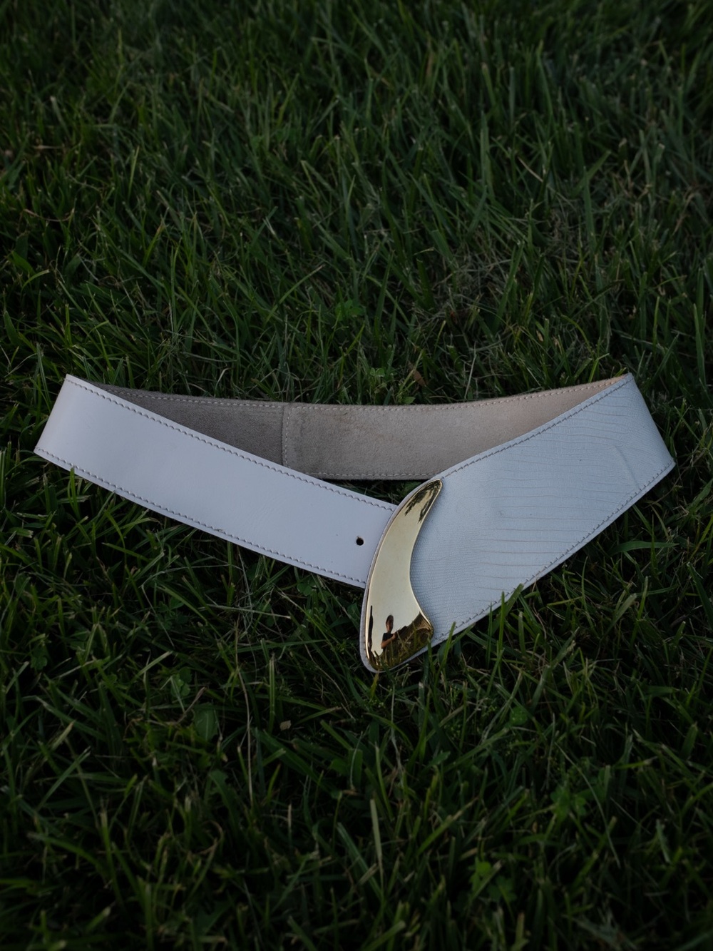 Vintage Calderon White Textured Leather Belt S 9806 Gold Crescent Buckle USA